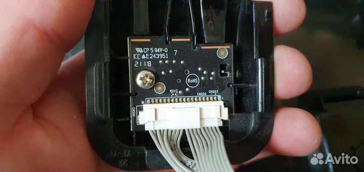 Кнопка вкл с ик приемником E243951 от Philips 43pu