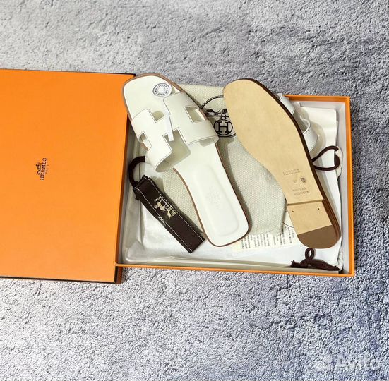 Шлепанцы Hermes