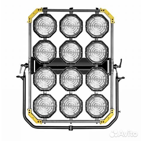 Студийный LED светильник Lightstar luxed-12 объявление продам