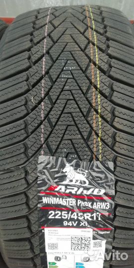 Arivo Winmaster ProX ARW3 225/45 R17 и 245/40 R17 95V