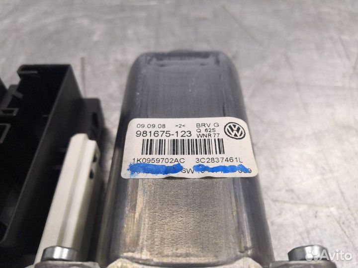 Моторчик стеклоподъемника Volkswagen Passat B6