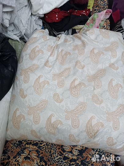 Подушка перьевая бу