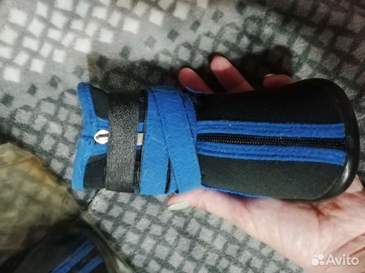 Обувь для крупных собак