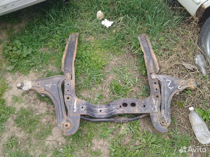 Подрамник opel vectra А