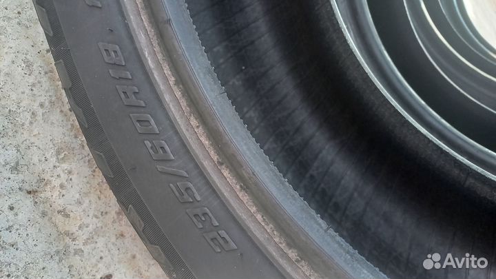 Triangle TR777 235/60 R18