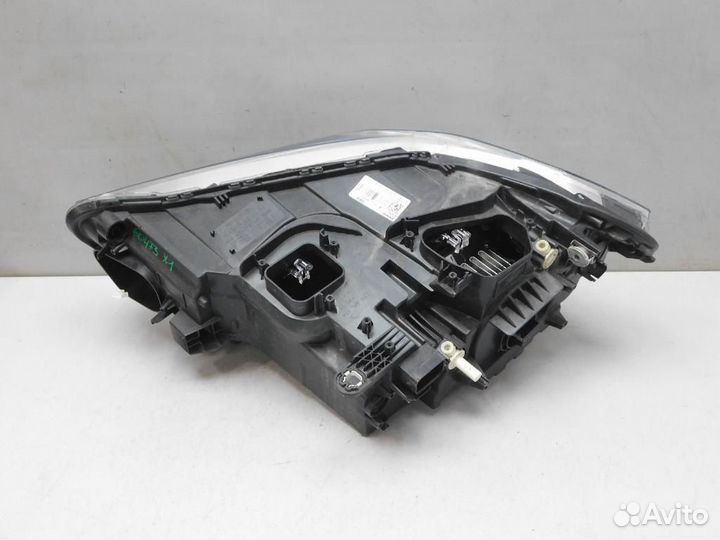 Фара правая BMW X1