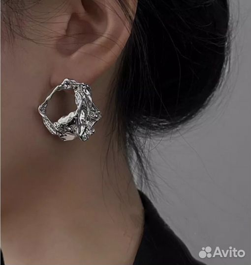 Серьги Литые. Ассимметрия