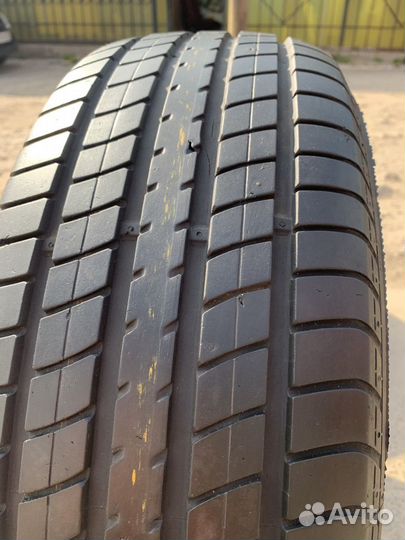 Dunlop SP Sport 2000E 225/60 R16 98W