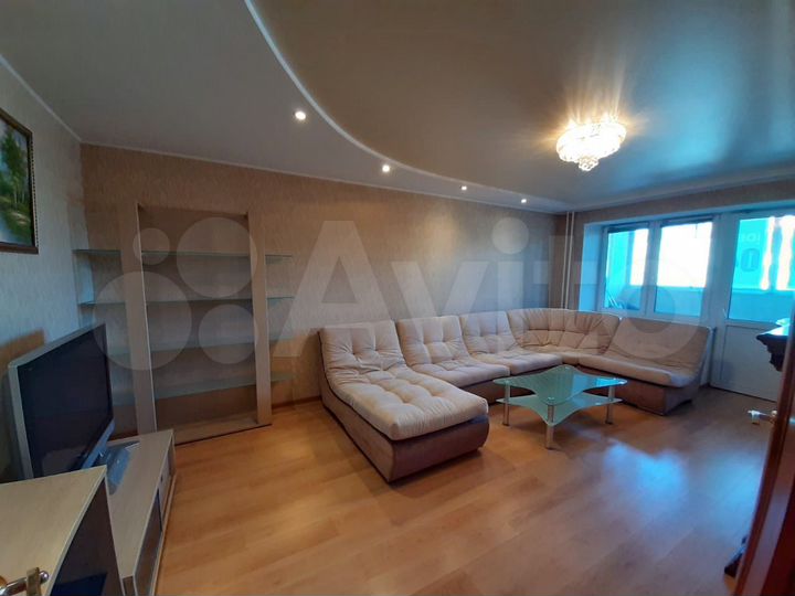 3-к. квартира, 80 м², 4/6 эт.
