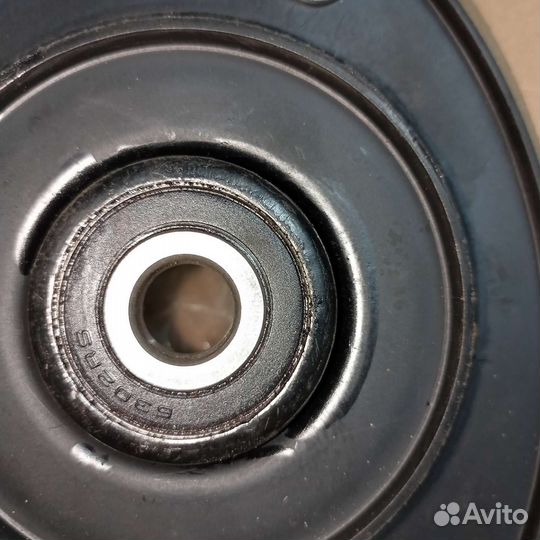 Опоры амортизатора передних