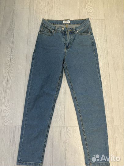 Джинсы