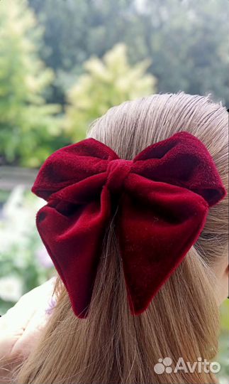 Волосы на заколках