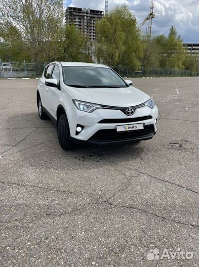 Toyota RAV4, 2017