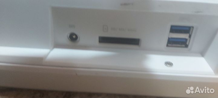 Продаю моноблок MSI AP200 MS-AA75