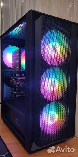 Игровой системный блок на RX Vega 56