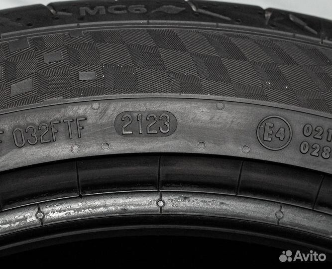 Continental MaxContact MC6 235/45 R18 98V