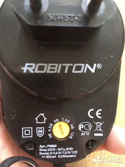 Универсальный блок питания Robiton FN800