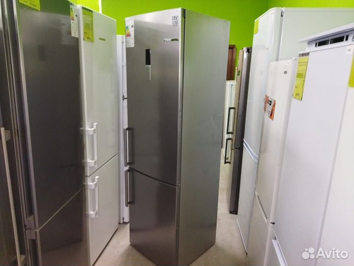 Холодильник Bosch KGE39XL20R
