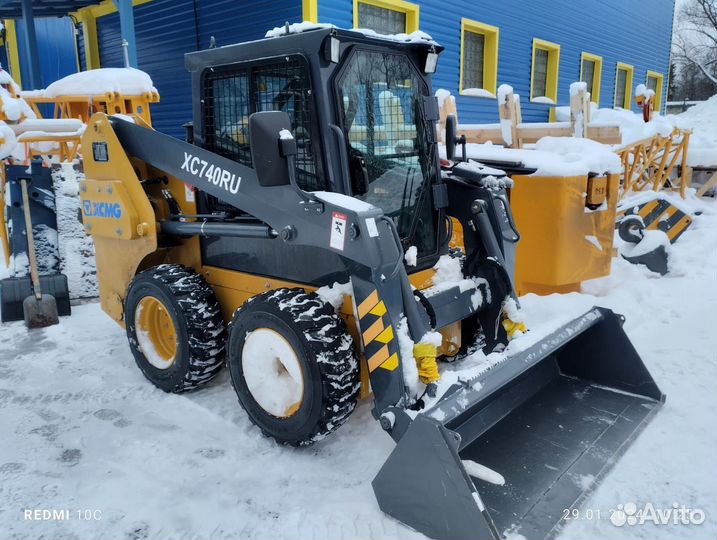 Мини-погрузчик XCMG SR760RU, 2023