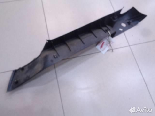 Кронштейн полки багажника правый Ford Mondeo 3 20