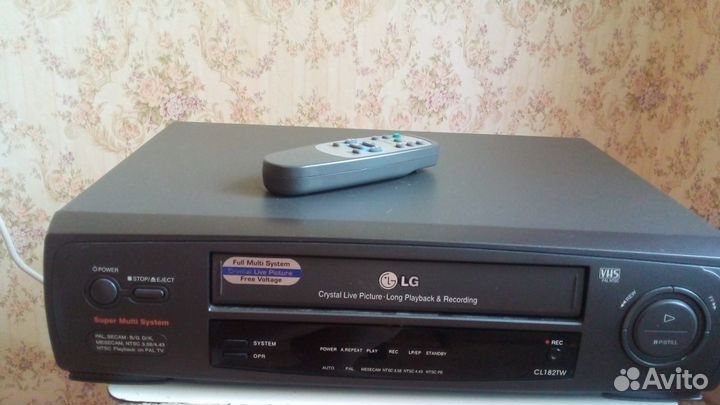 Видеоплеер кассетный б/у