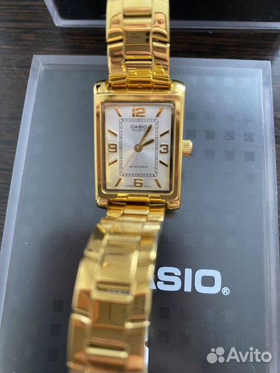 Часы женские Casio