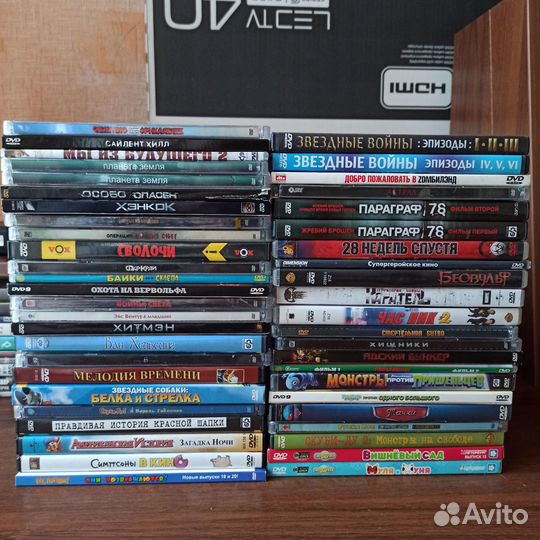 DVD диски с фильмами и мультфильмами