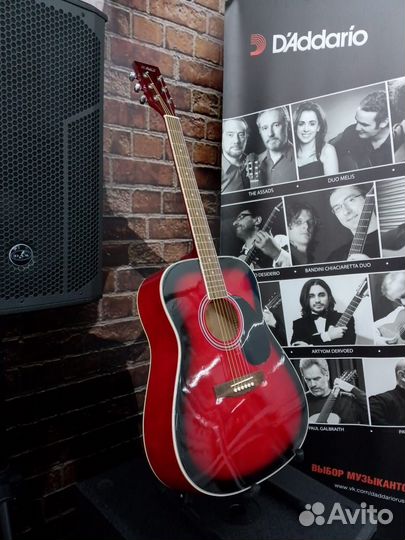 Акустическая гитара