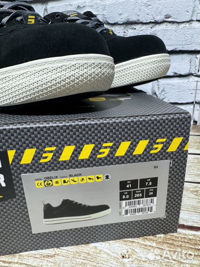 Рабочие кроссовки Safety jogger. Спецодежда