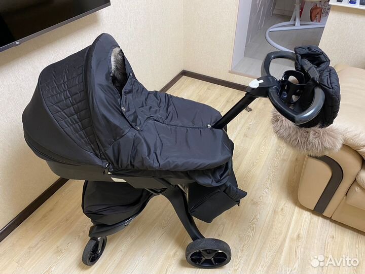 Зимний кит Stokke