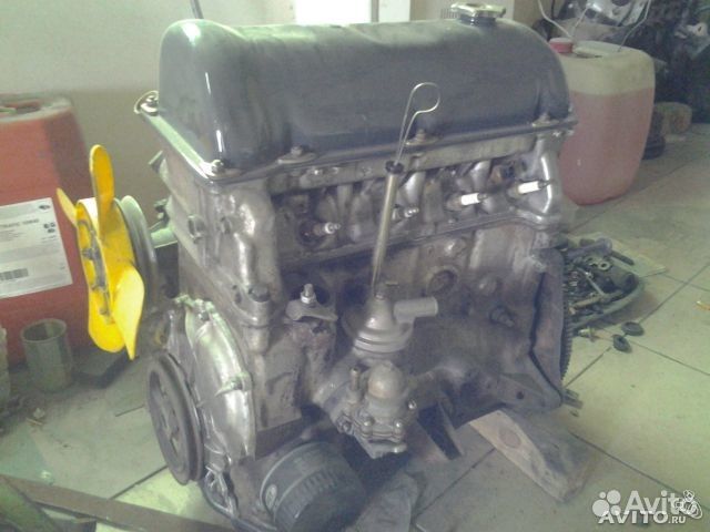 Двигатель 2107 б у. Двигатель ВАЗ 2107 инжектор без навесного. Двигатель ВАЗ 2107 навесное оборудование. Двигатель 21213 без навесного. Двигатель ВАЗ 2107 без навесного оборудования.