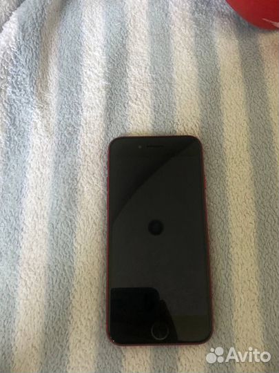 Телефон iPhone 8 64 gb