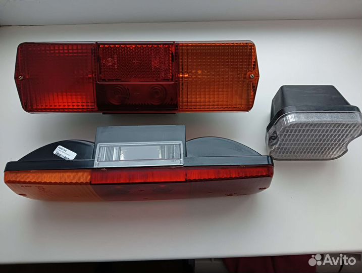 Задние фонари на камаз (новые)