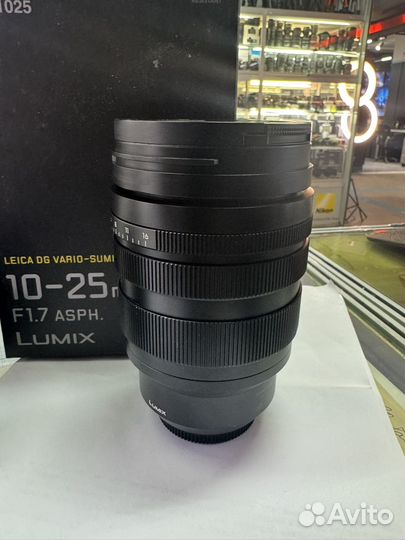 Объектив Panasonic 10-25 F1.7