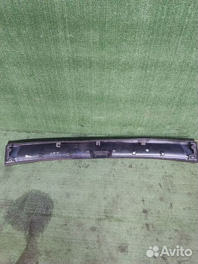 Накладка крышки багажника Honda CR-V