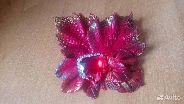 Брошь ручной работы