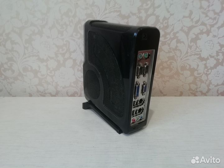 Компьютер Intel в компактном корпусе