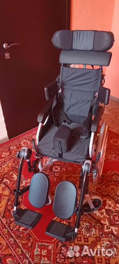 Коляска инвалидная