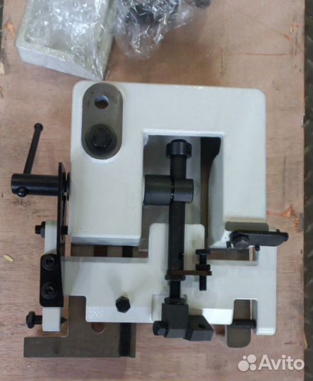 Царапины на тумбе Фуговальный станок JET JJ-6L-M