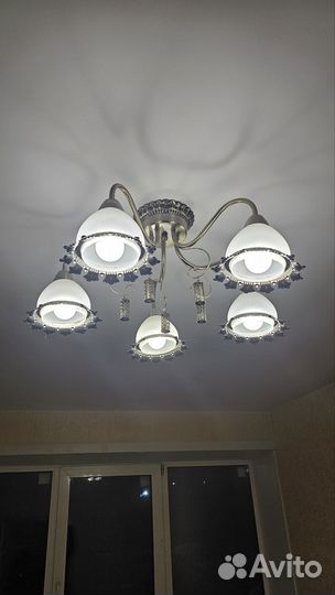 Люстра потолочная