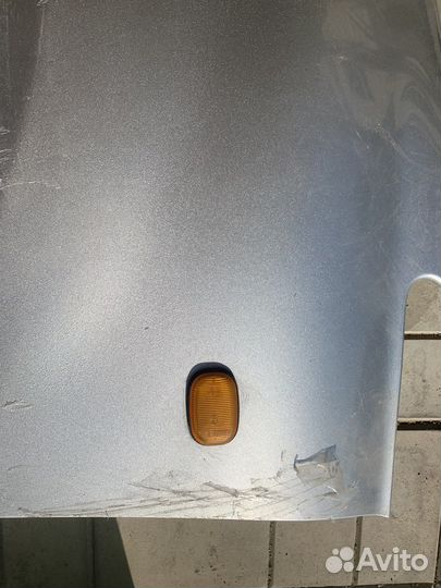 Крыло переднее левое и правое