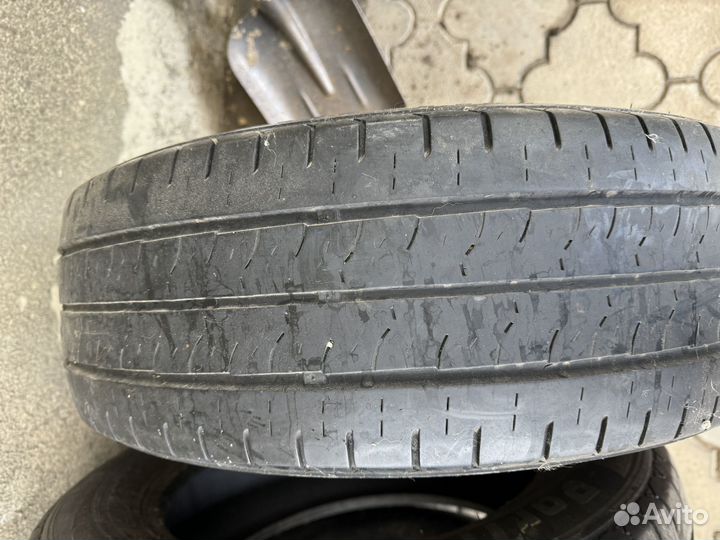 Kumho PorTran KC53 215/65 R17 104T