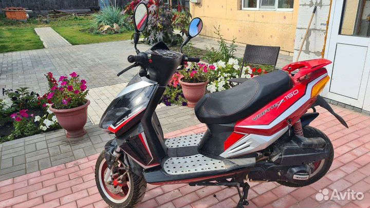 Скутер Vortex 150 в хорошем состоянии