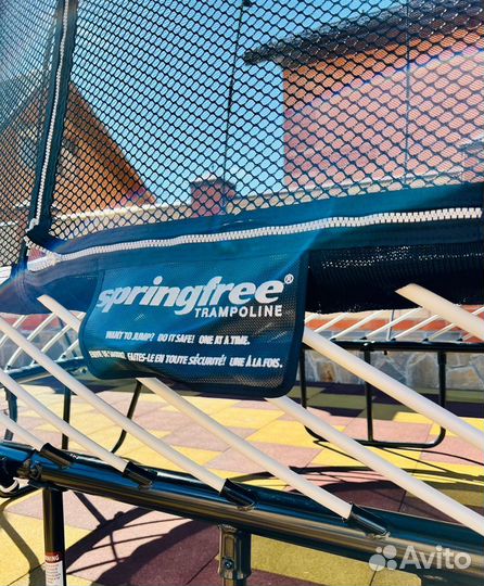 Батут овальный Springfree O77 A с фиксаторами