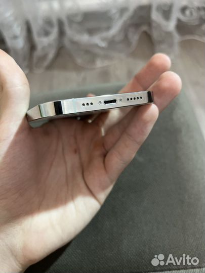 Телефон iPhone 13 pro 128 gb