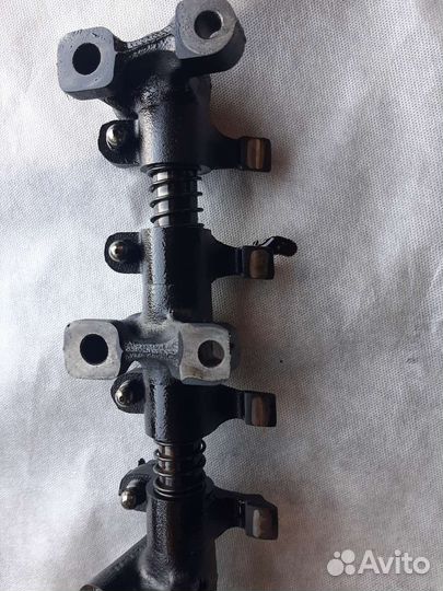 Ось рокеров Ford Transit 2.5 D