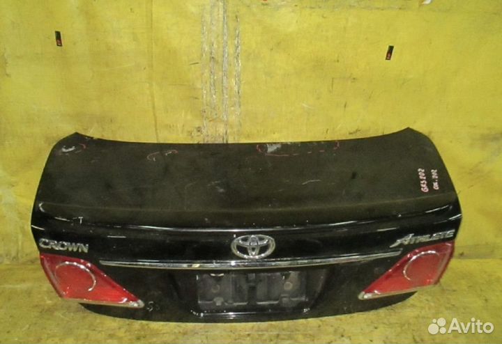 Крышка багажника toyota crown grs202