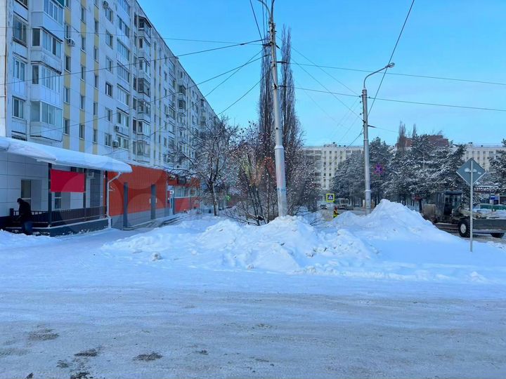 Помещение на пешеходном трафике около ТЦ Башкирия