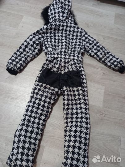 Зимний комбинезон для девочки