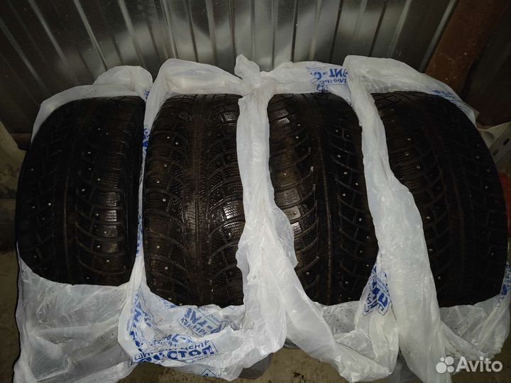 Gislaved Nord Frost II 205/60 R16 H